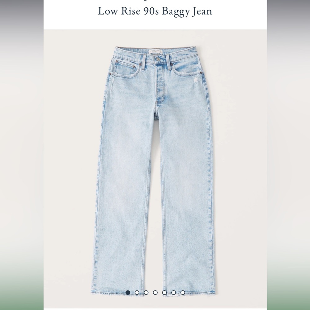 EUC light wash Abercrombie 90’s baggy “low rise” Jean